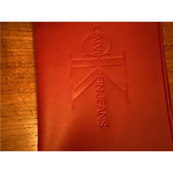 Calvin Klein Jeans Red Woman’s Belted Waist Bag NWOT! - Picture 2 of 13